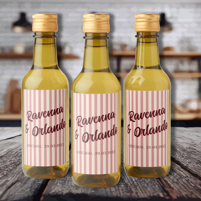 Burgundy Retro Rosenskära Randiga Bröllop Vinetikett (Skapare uppladdad)