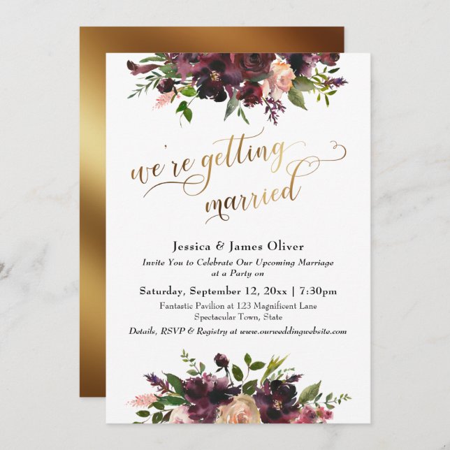 Burgundy Röd Blommig & Guld Vi Blir Gifta Inbjudningar (Fram/baksida)