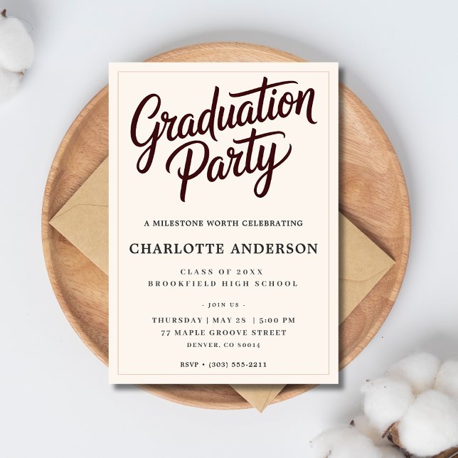 Burgundy Script Graduation Party Invitation Meddelande (Skapare uppladdad)