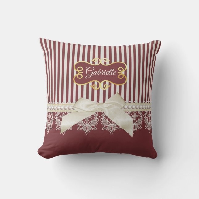 Burgundy Stripe Lace Namn Kudde (Framsida)