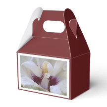 Burgundy Vit ros Gift