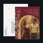 Burgundy Wildflowers Photo Wedding Save the Date Meddelande Vykort<br><div class="desc">Give your loved ones advance notice of your upcoming wedding with this beautiful save the date postcard! The rustic burgundy and gold colored boho chic design features your photo in an arch shaped frame with a spray of delicate wildflowers along one side in autumn shades of burgundy, sienna, and marigold....</div>