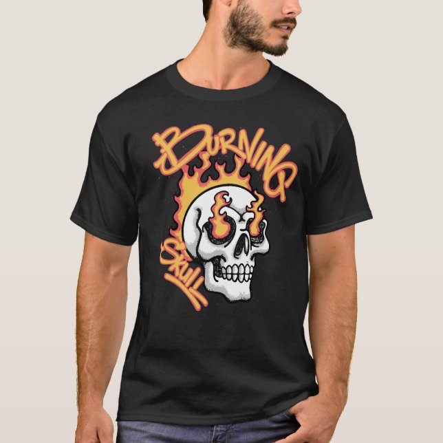 Burning Skull Streetwear T Shirt (Framsida)