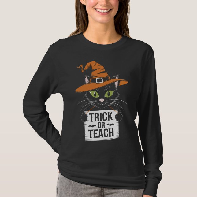 Bus eller Behandla Groovy Lärare Halloween Retro T Shirt (Framsida)