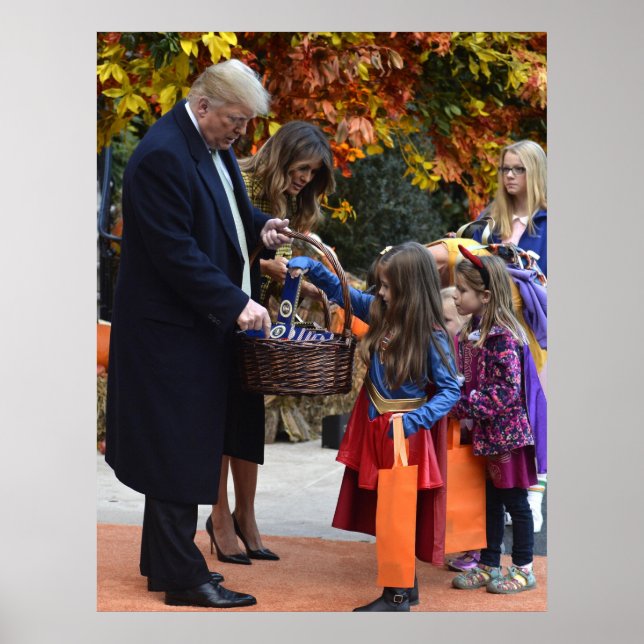 Bus eller godis Donald Trump Halloween Porträtt Poster (Framsidan)