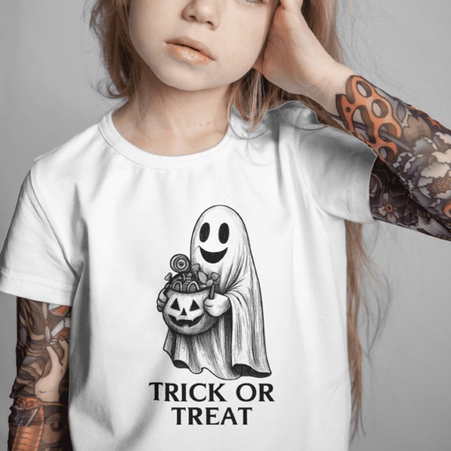 Bus eller godis Ghost - Halloween Candy Bucket T Shirt (Skapare uppladdad)