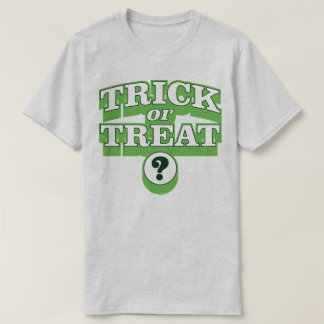 Bus eller godis Halloween Costume Slogan T-Shirt