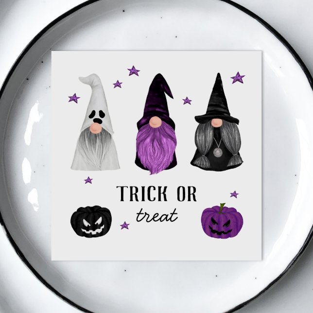 Bus eller godis Halloween fest | Cute Spooky Gnome Pappersservett (Skapare uppladdad)