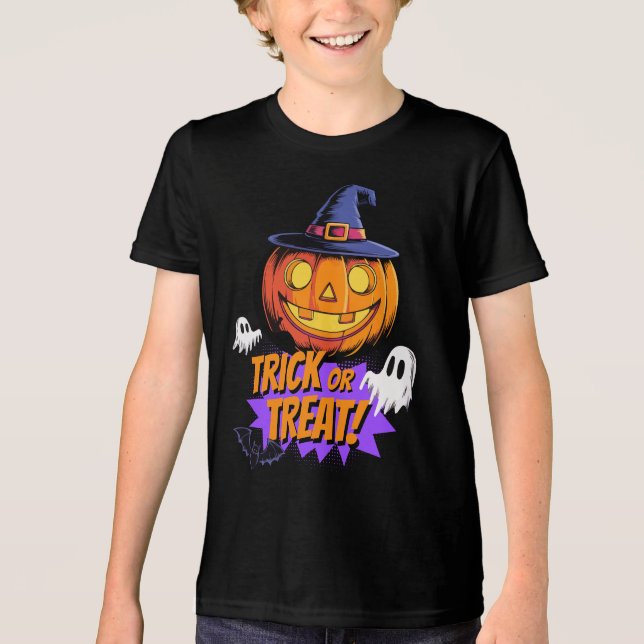Bus eller godis! Halloween natt T Shirt (Framsida)