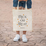 Bus eller godis Halloween Personlig Tote Bag Tygkasse<br><div class="desc">Besök berryberrysweet.com om du vill ha personlig- och kontorsgåvor för snyggt.</div>