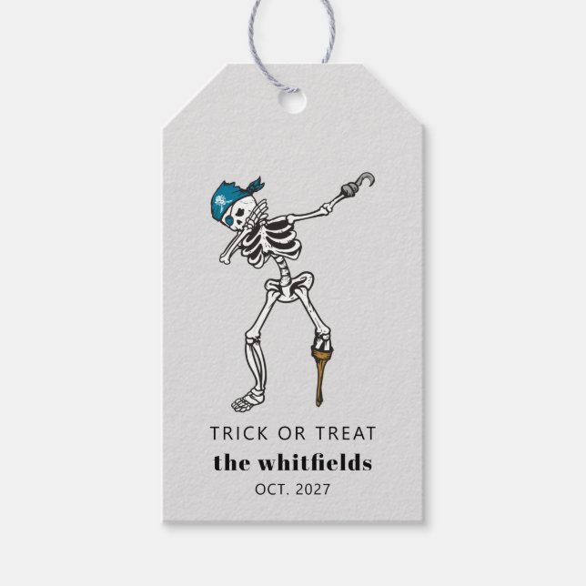 Bus eller godis Halloween Pirat Presentetikett (Framsidan)