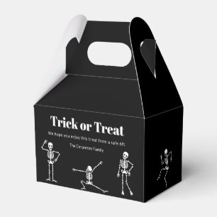 Bus eller godis Halloween Social Avstånd gåvor Presentaskar