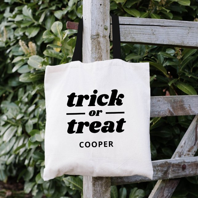Bus eller godis Monogrammed Halloween Tygkasse (Skapare uppladdad)
