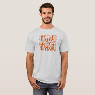 Bus eller godis orange Halloween-textdesign T Shirt