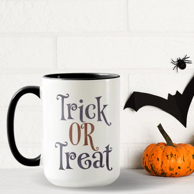 Bus eller godis Orange & Lila Halloween Mugg (Skapare uppladdad)