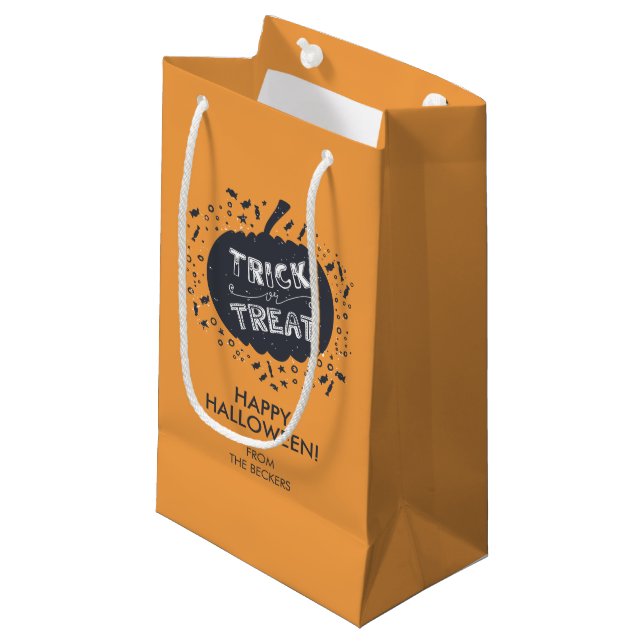 Bus eller godis Pumpkin Halloween Gift Bag (Framsidan Vinklad)