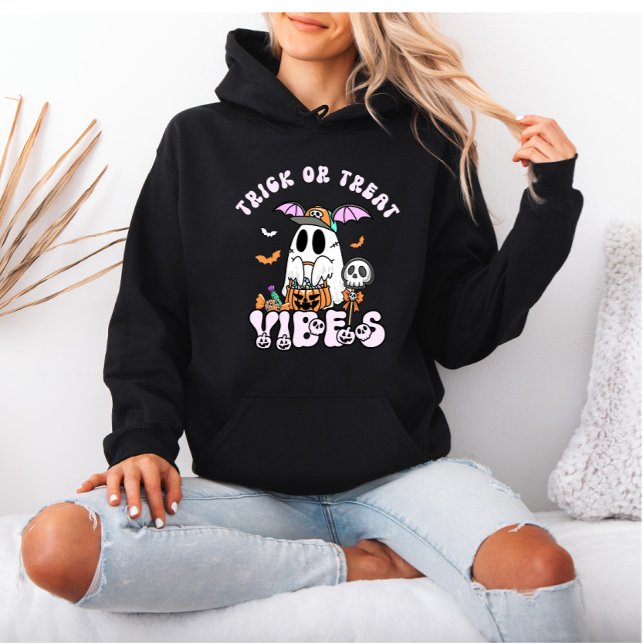 Bus eller godis Vibes Retro Ghost Halloween T Shirt (Skapare uppladdad)