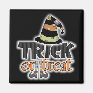 Bus eller godis Witch Hat Halloween Magnet