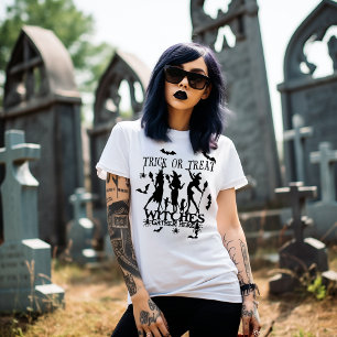 Bus eller godis Witches här Halloween T Shirt