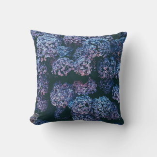 BUSH PÅ SIDAN KUDDE