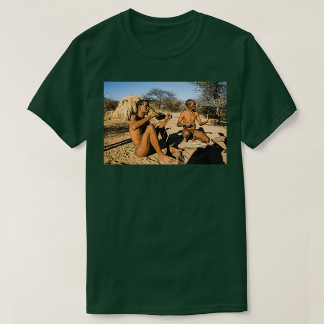 Bushman Kalahari Desert Namibia T Shirt (Design framsida)