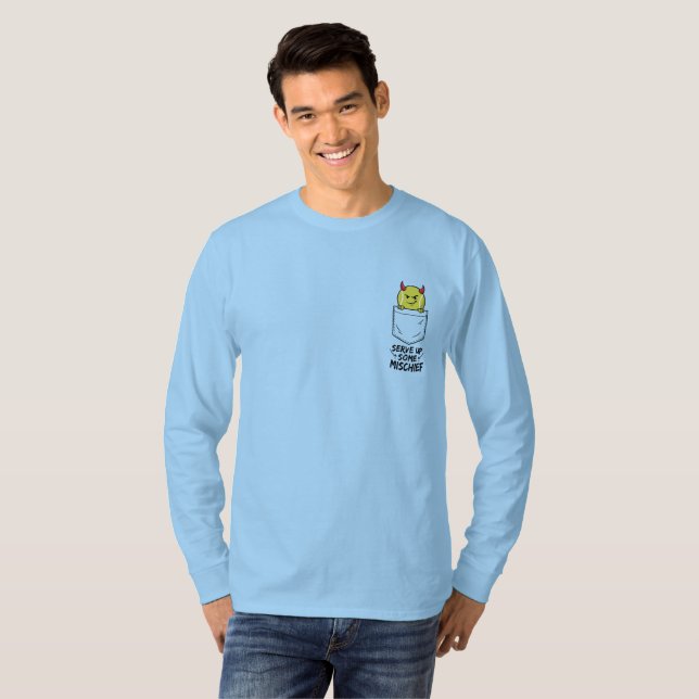 Busig Djävul Tennisboll Fick T-Shirt (Hel framsida)