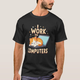 Busig Katt Jag Jobbar på Datorer T-Shirt