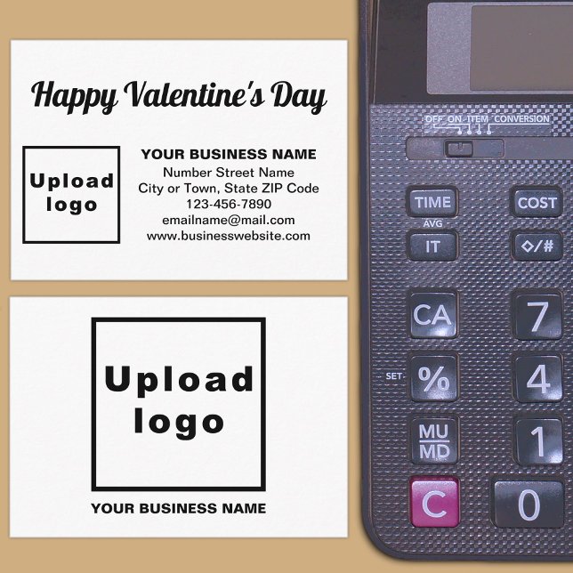Business Valentine Hälsning på White Tilläggskort (Front and back sides of business Valentine white enclosure card on store desk.)