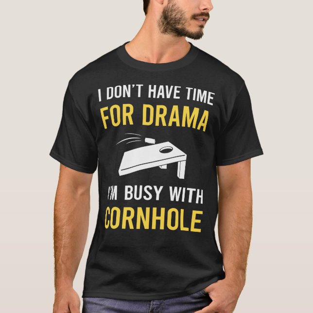 Bussig med Cornhole T Shirt (Framsida)