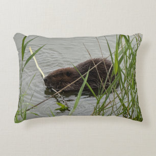 Busy Beaver accent Pillow Prydnadskudde