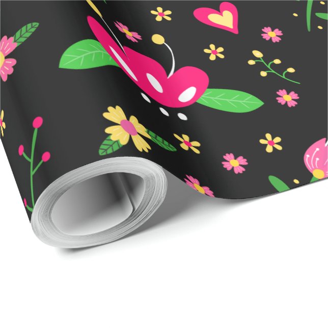 Busy Floral Pattern on Black Presentpapper (Rullad Hörn)