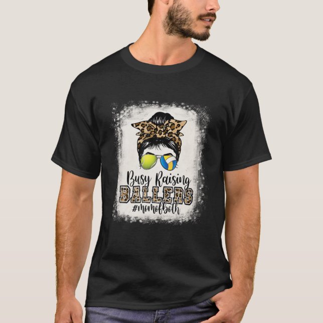 Busy Raising Ballers Mamma, båda Tennis Volleyball T Shirt (Framsida)