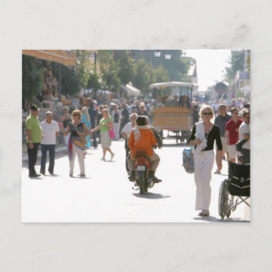 Busy street i Katakolon Greece Vykort