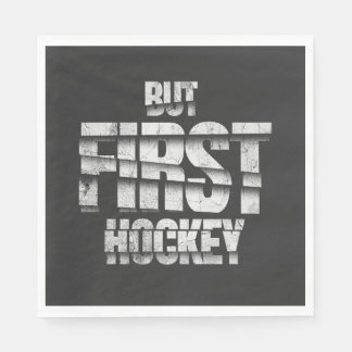 But First Hockey – Funny Hockey Lover Quote Design Pappersservett