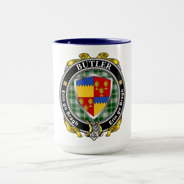 Butler Irish Shield Badge Personlig Mugg (Center)