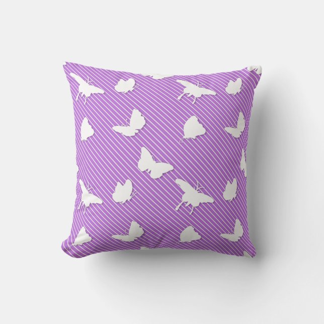 Butterflies och streck - vit på lavender kudde (Framsida)