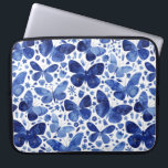 Butterflies Watercolor Blue Laptop sleeve<br><div class="desc">Filmmålning med indigo-blått och vitt vattenfärgsfjäril.</div>