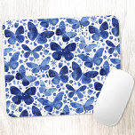 Butterflies Watercolor Blue Musmatta<br><div class="desc">Filmmålning med indigo blå och vit vattenfärg.</div>