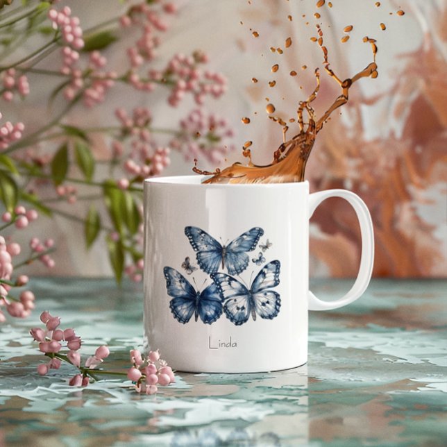 Butterflugor i Delft Blue, anpassade Kaffemugg (Skapare uppladdad)