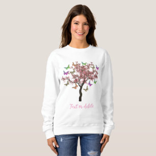 Butterflugor och Blommar Träd Personlig T Shirt