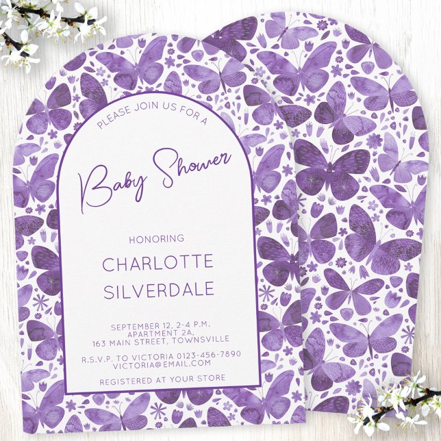 Butterfly Baby Shower Watercolor Lila Inbjudningar (Purple watercolor butterfly pattern gender neutral baby shower arch invitation with custom text)
