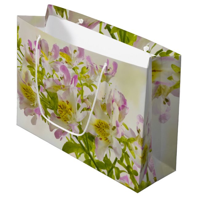 Butterfly Flowers (Framsidan Vinklad)