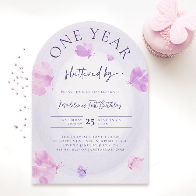 Butterfly Fluttered Lila Rosa Arch 1:a födelsedage Inbjudningar (butterfly themed 1st birthday invitation girls pink red purple watercolor one year boho arch)