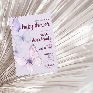 Butterfly Kiss & Baby Önskemål Baby Shower Lila Inbjudningar