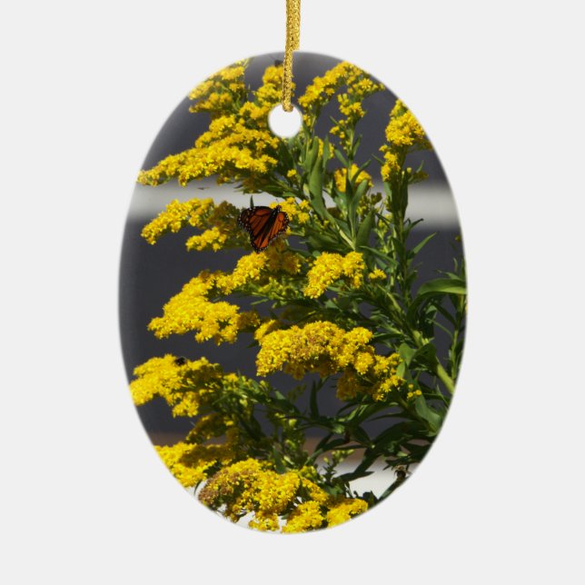 Butterfly med Gult Wildblommor Ornament (Framsidan)