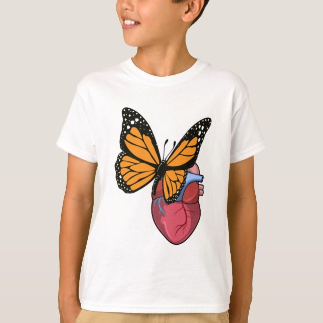 Butterfly med hjärta t shirt (Framsida)