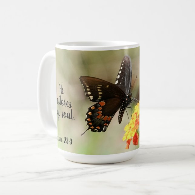 Butterfly med Psalm verse 23:3 Kaffemugg (Framsida vänster)