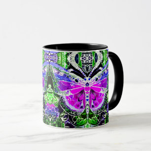 Butterfly och Medallion Batik Mönster i Violet Mugg