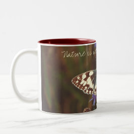 Butterfly på blomman Två-Tonad mugg