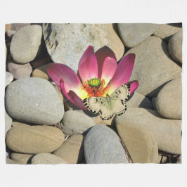 Butterfly på Lotus Flower Fleecefilt